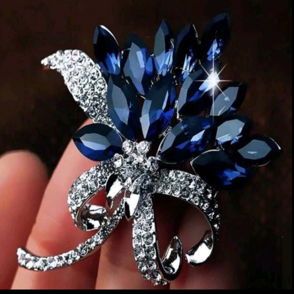 Elegant Silver and Blue Crystal Brooch